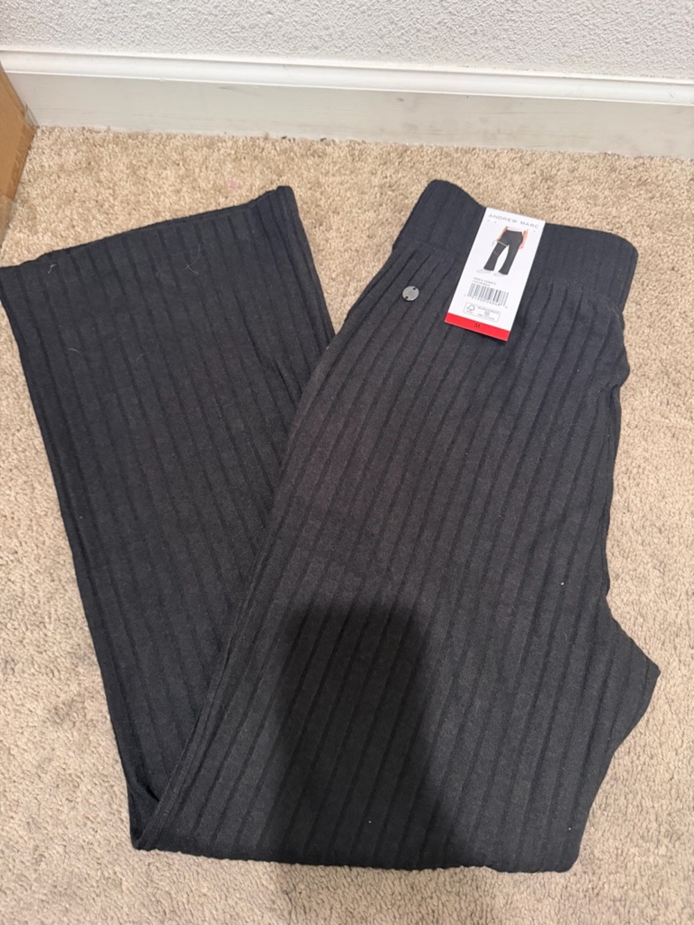 “New” Andrew Marc Ribbed Knit Dress Pants sizeM